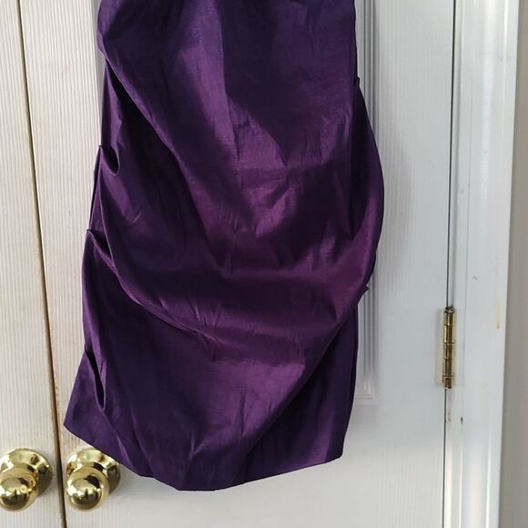 Xscape  purple egglant  fitted stretch cocktail formal prom dress  Sz 2 - Picture 2 of 8